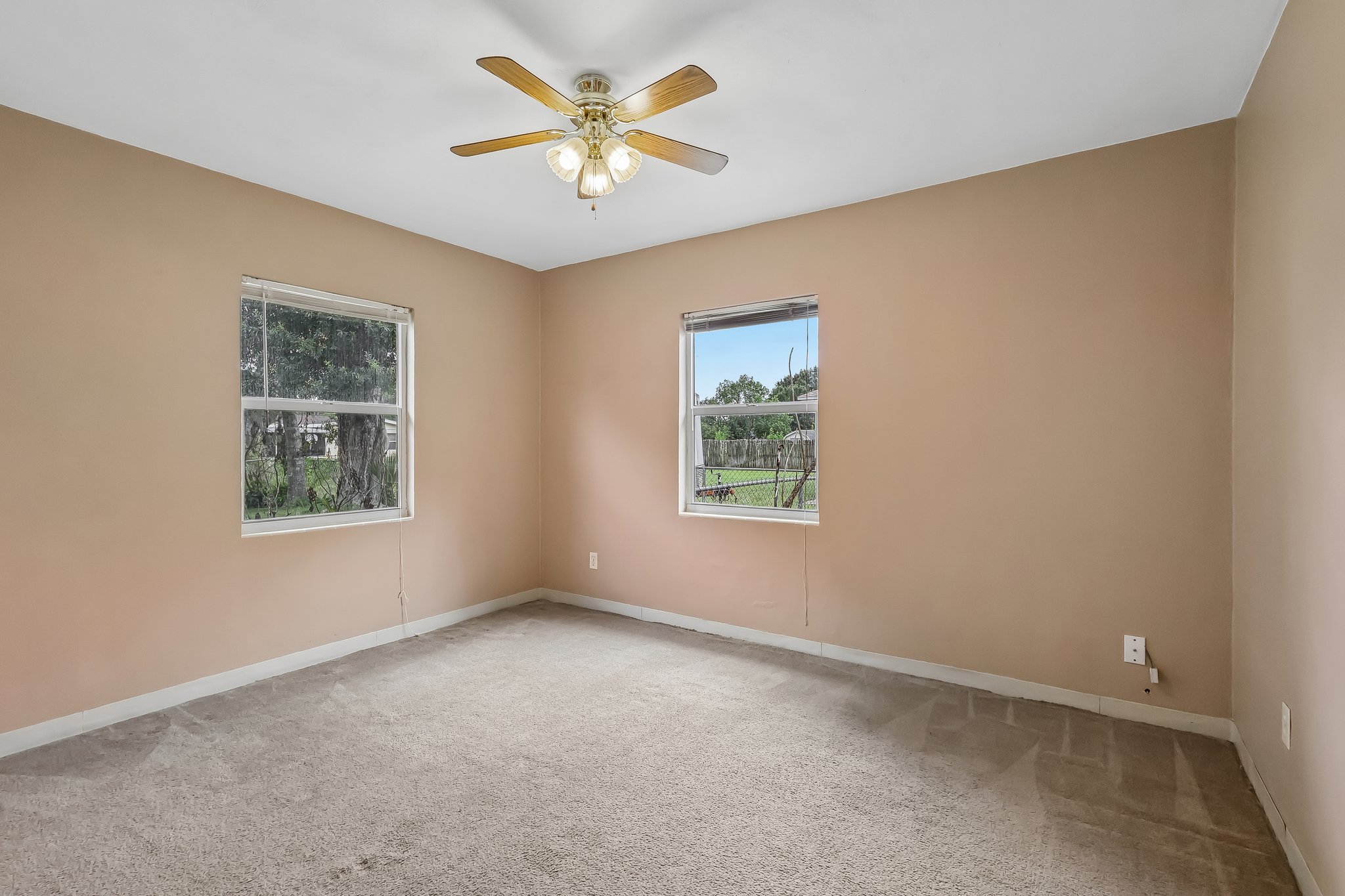 Gray Rd-S1407-027.jpg