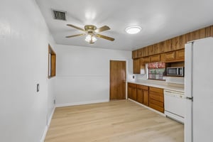 Gray Rd-S1407-012.jpg