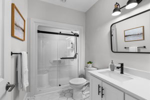  Photo 44