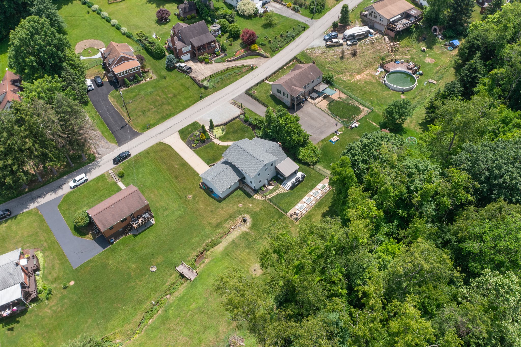 230 McWilliams Rd, Trafford, PA 15085 VUE Real Estate Marketing