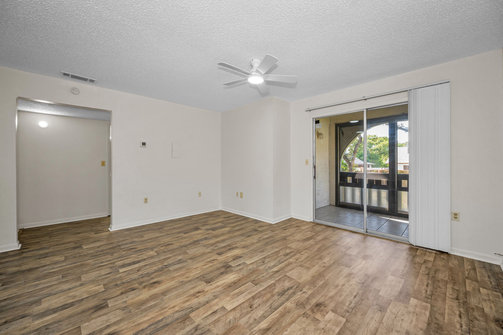 Living Room2