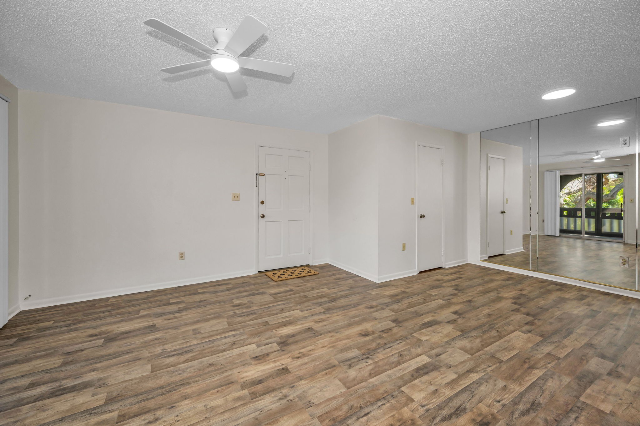 Living Room4