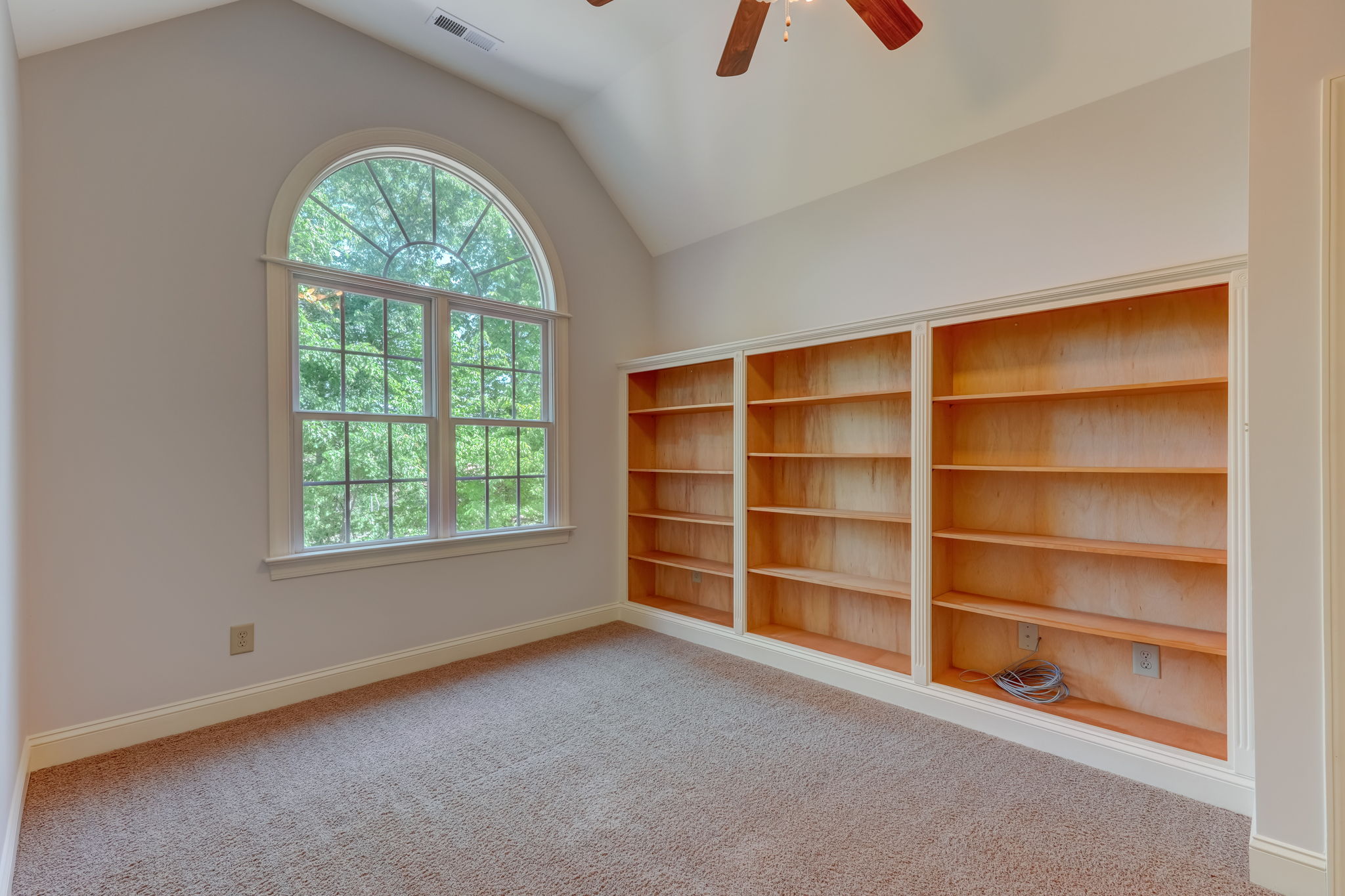 Bedroom/Office