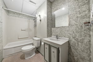  Photo 24