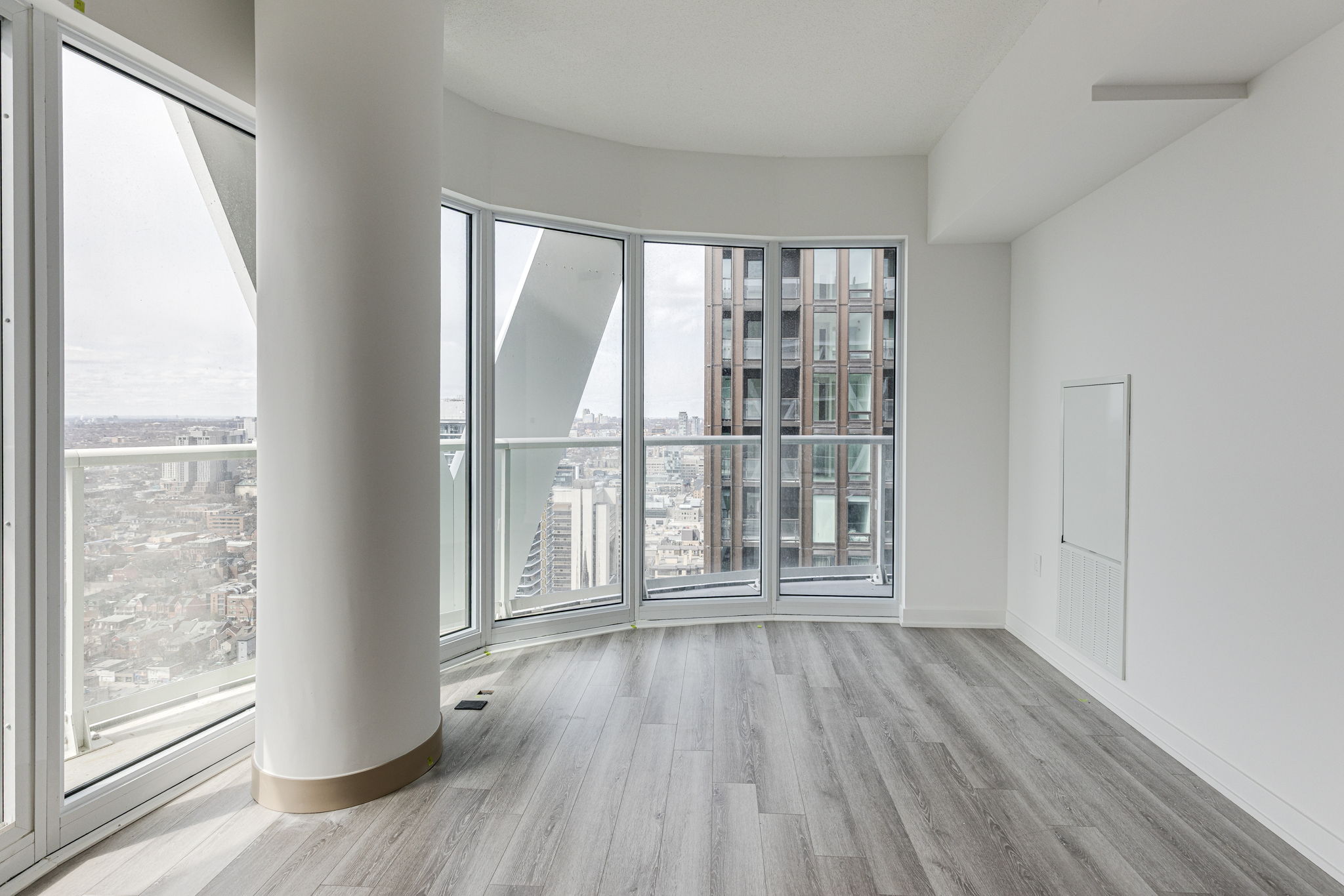 Toronto property showcase — delivered property photograph 5