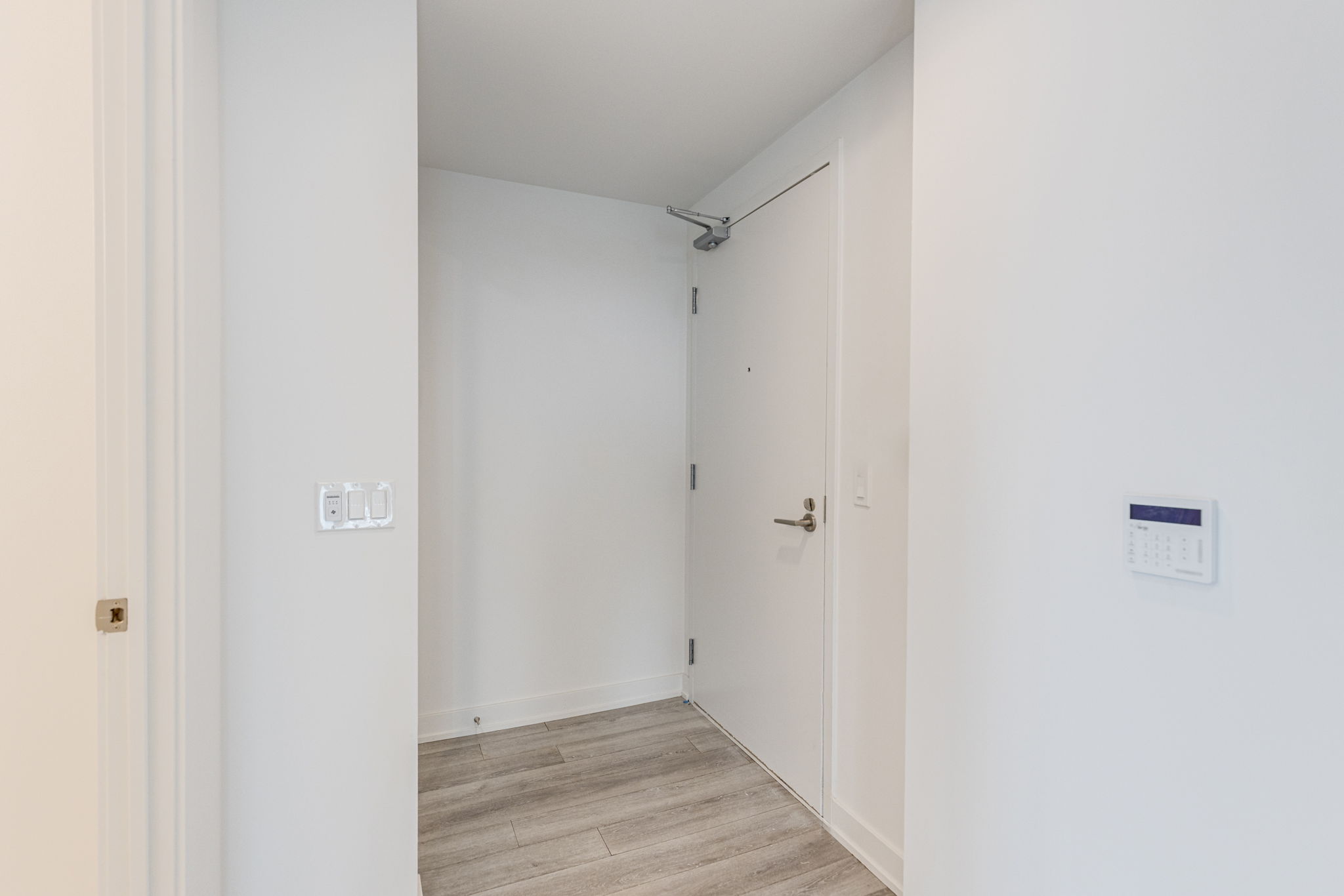 Toronto property showcase — delivered property photograph 12