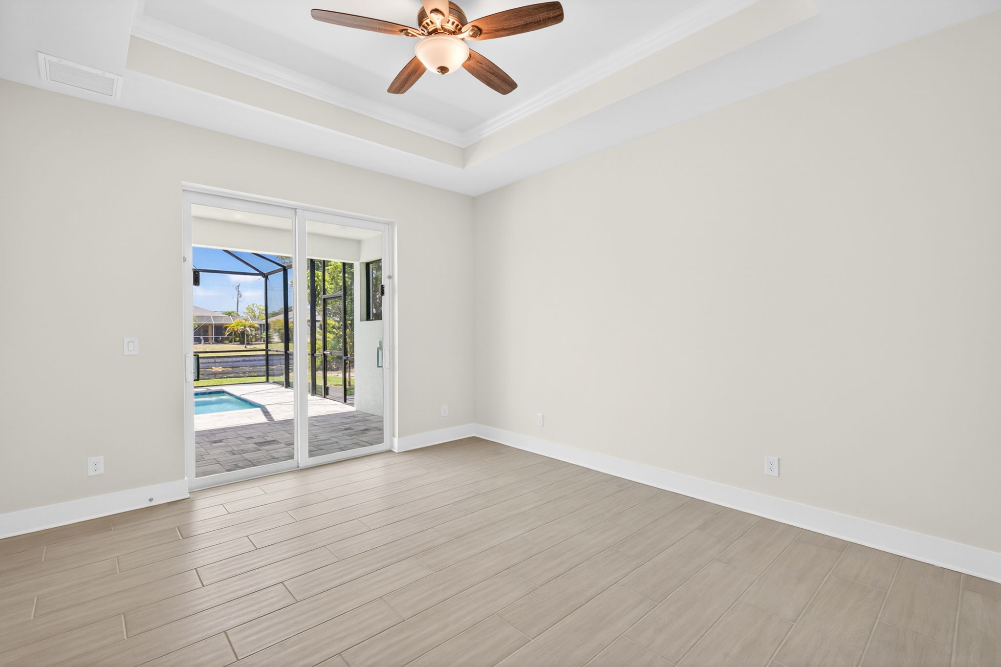 Guest Bedroom 6