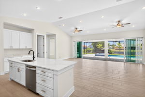 Kitchen 4
