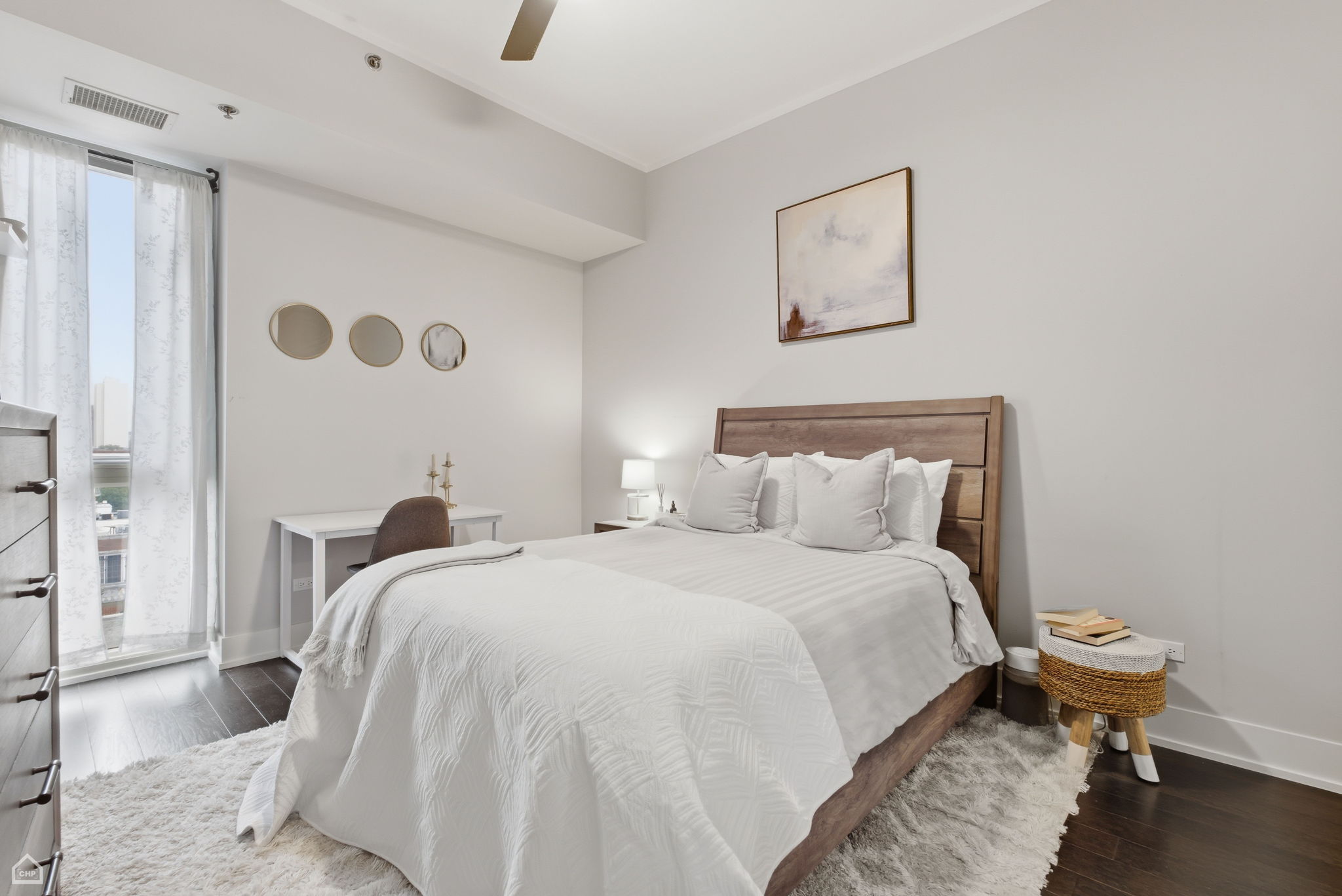 230 W Division St 807 - Brady Miller_101325_013