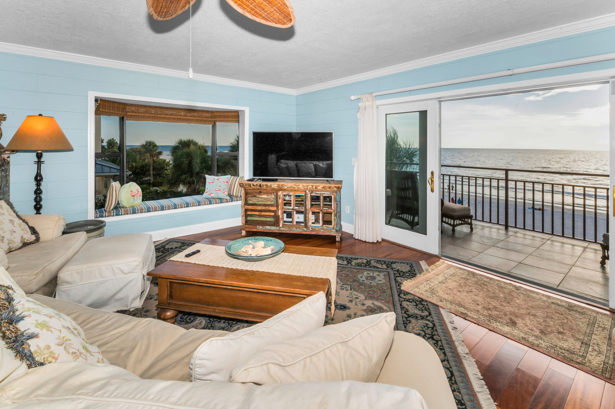 Living Room28