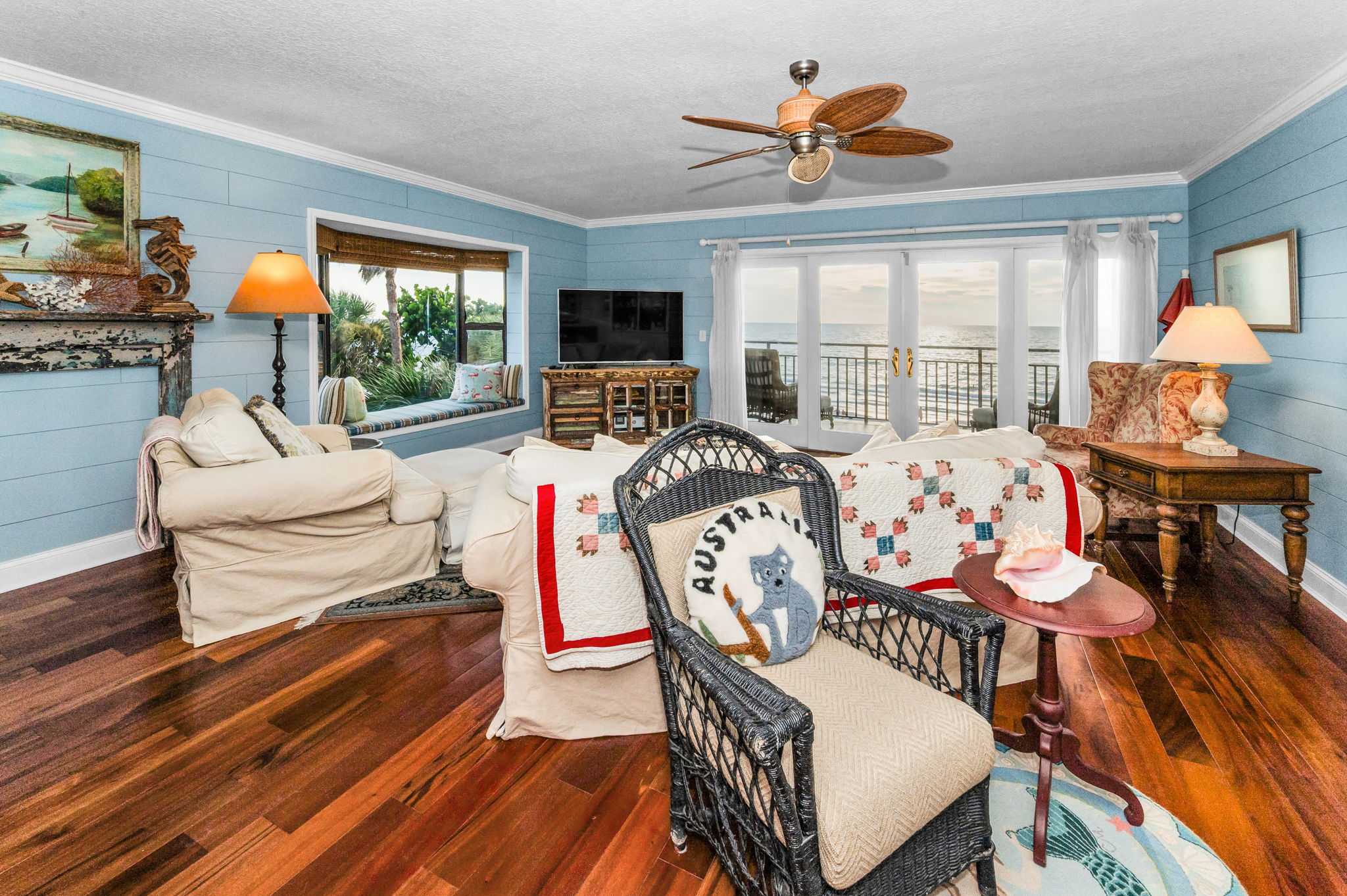 Living Room31