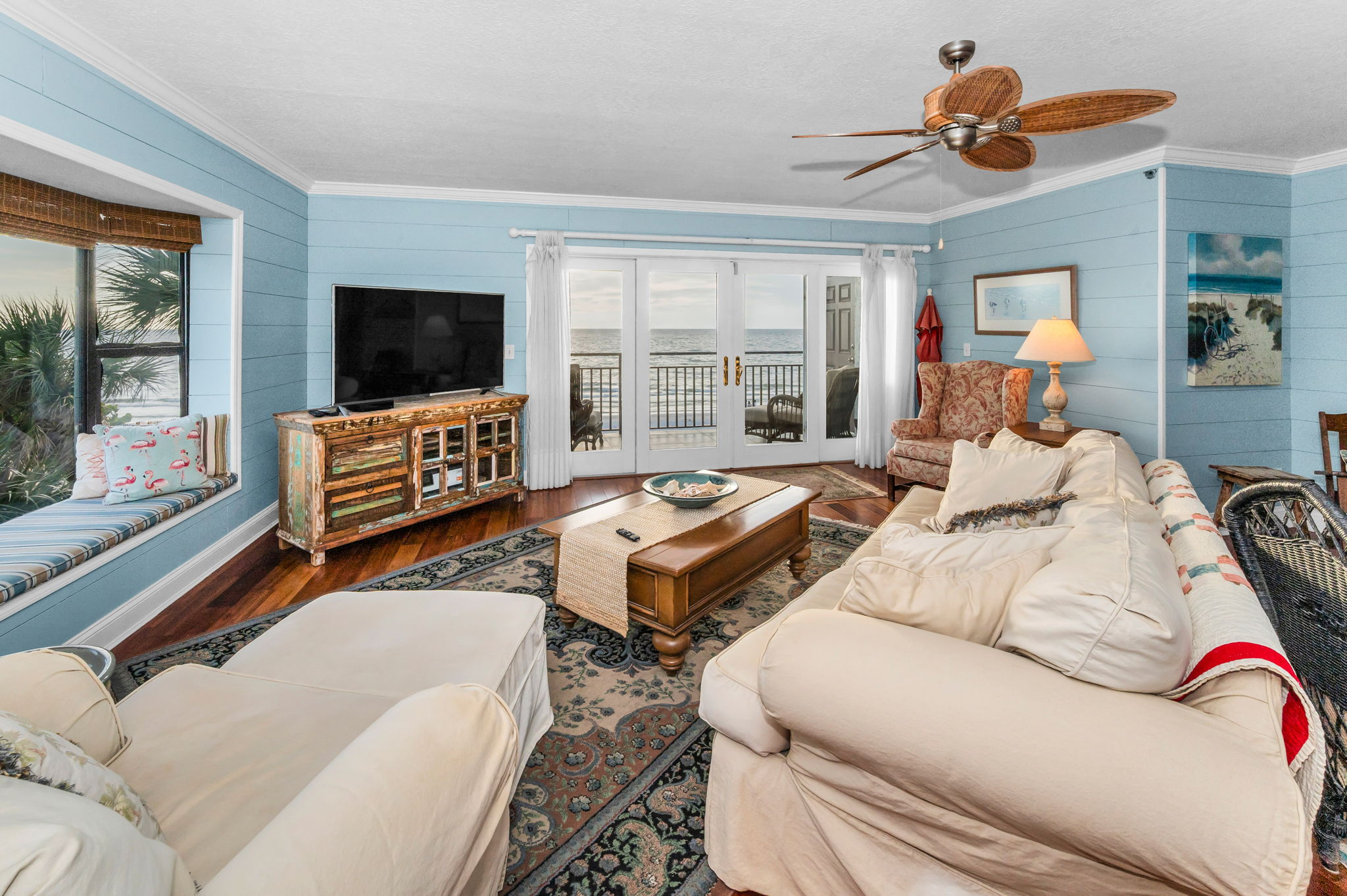 Living Room32