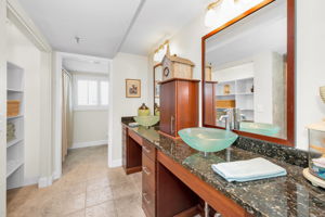 Upper Level Primary Bathroom1a