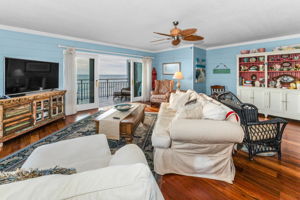 Living Room30