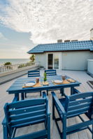 Upper Level Sun Deck31