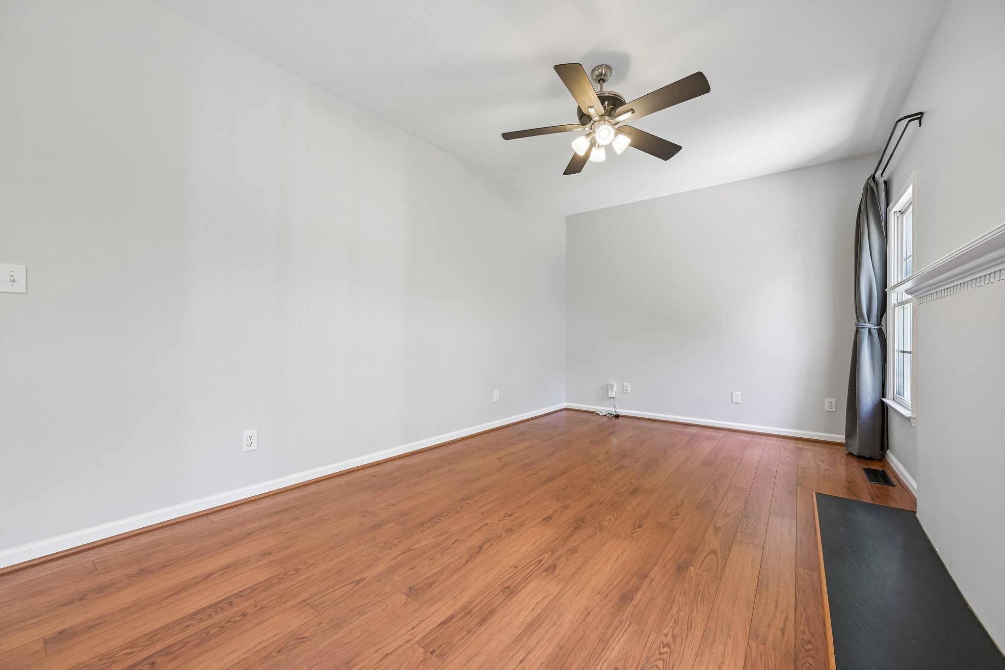 Clerestory Pl-S1305-011.jpg