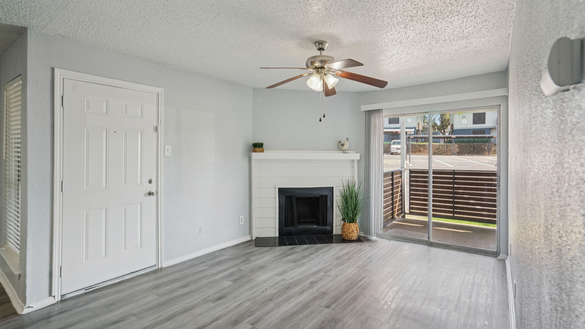 2300 Misty Ridge Cir, Unit 136, Arlington, TX 76011004