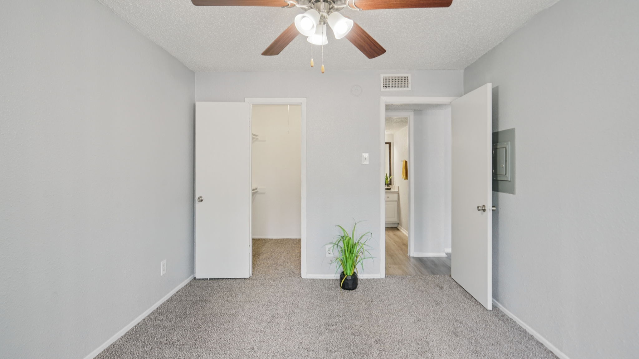 2300 Misty Ridge Cir, Unit 136, Arlington, TX 76011016