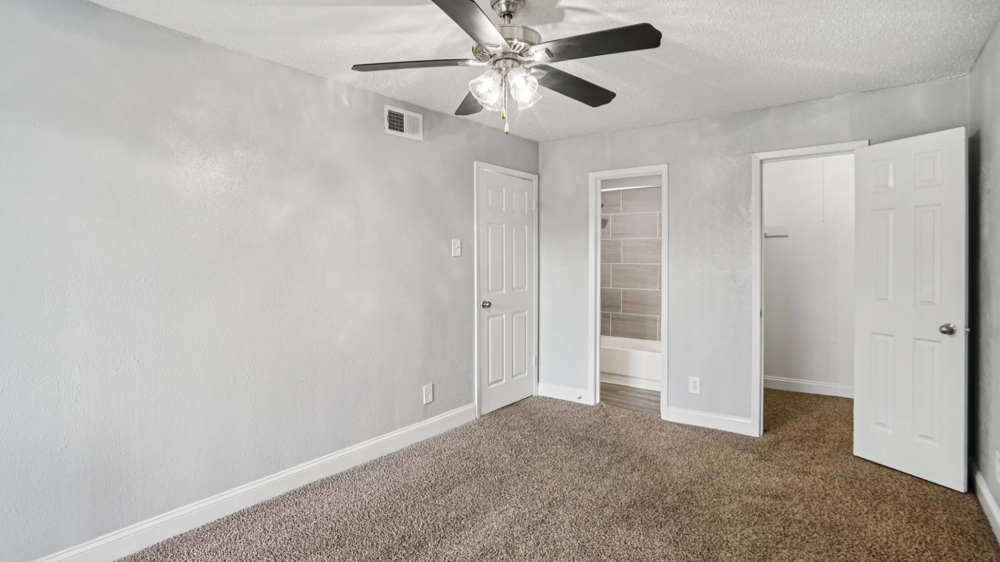 2300 Misty Ridge Cir, Unit 211, Arlington, TX 76011018