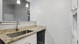 2300 Misty Ridge Cir, Unit 211, Arlington, TX 76011007