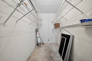  Photo 35