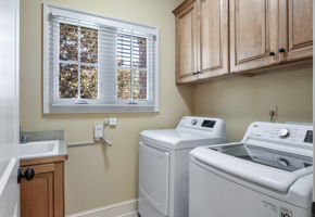 27-Laundry Room