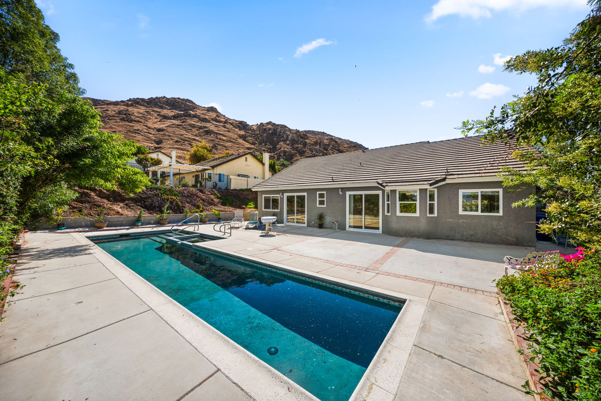  Photo 38