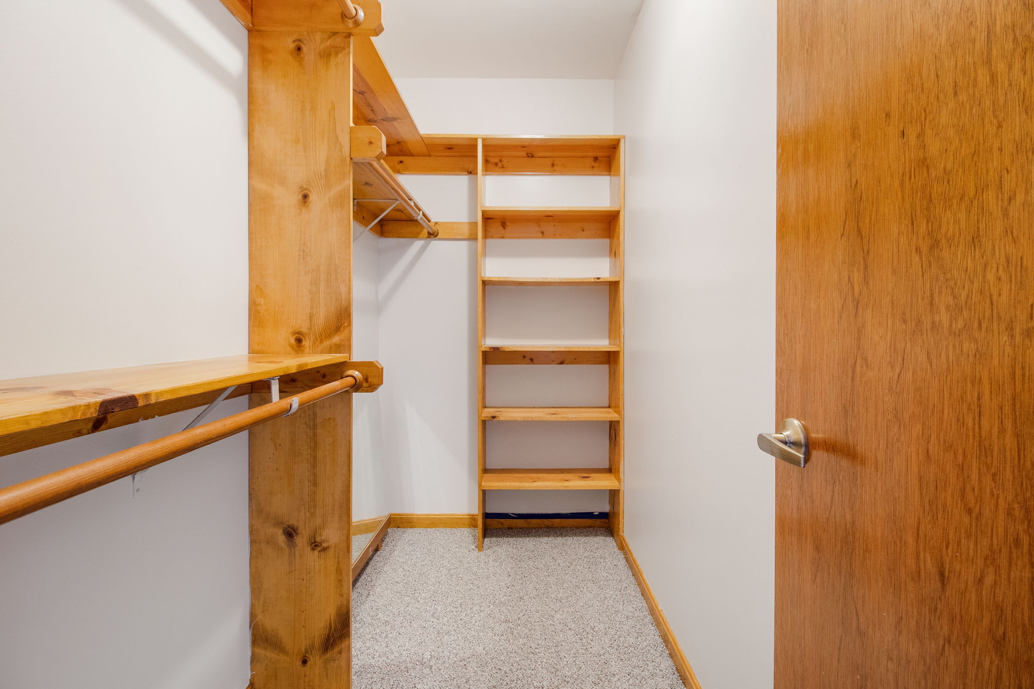 Walk-in Bedroom Closet