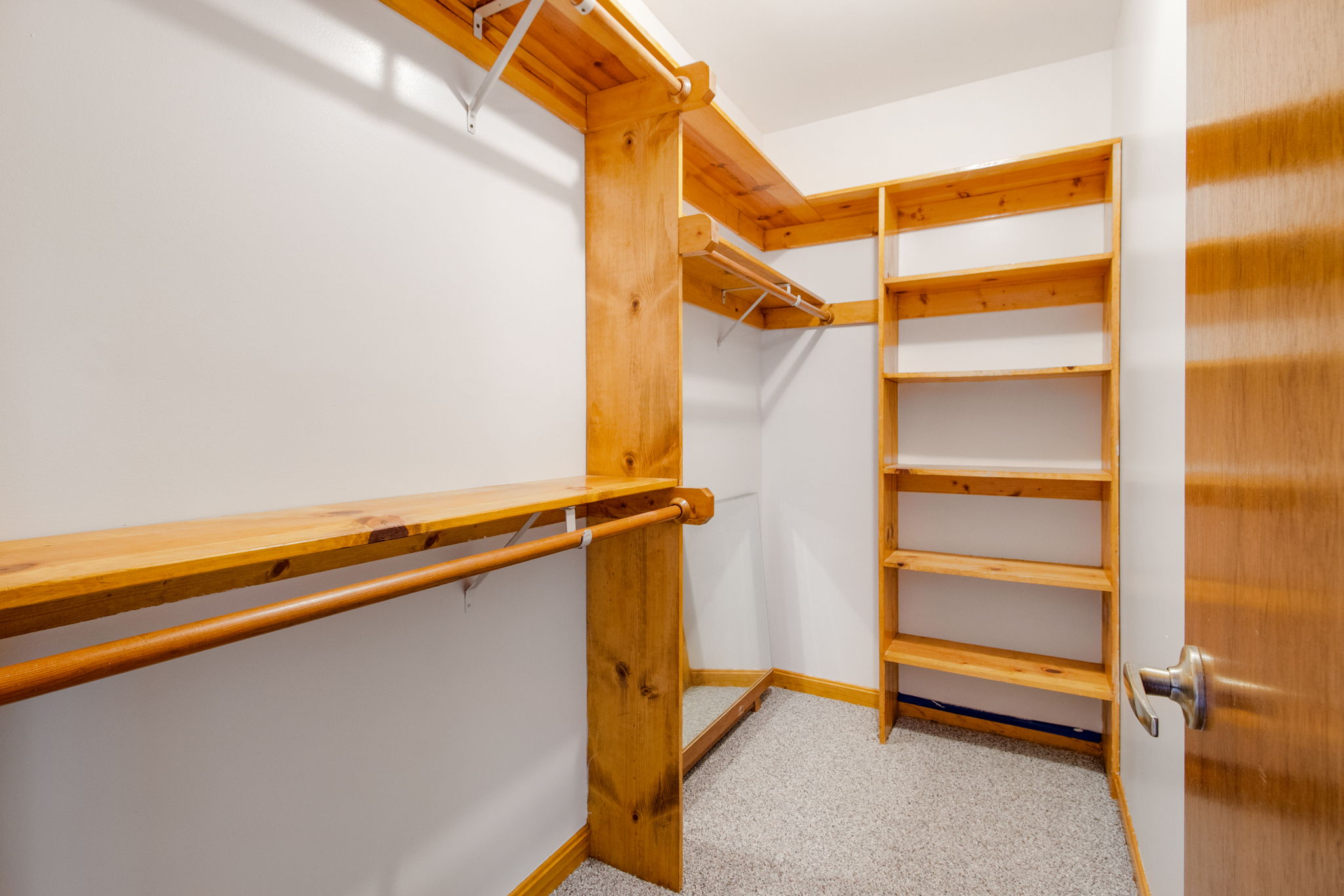 Walk-in Bedroom Closet