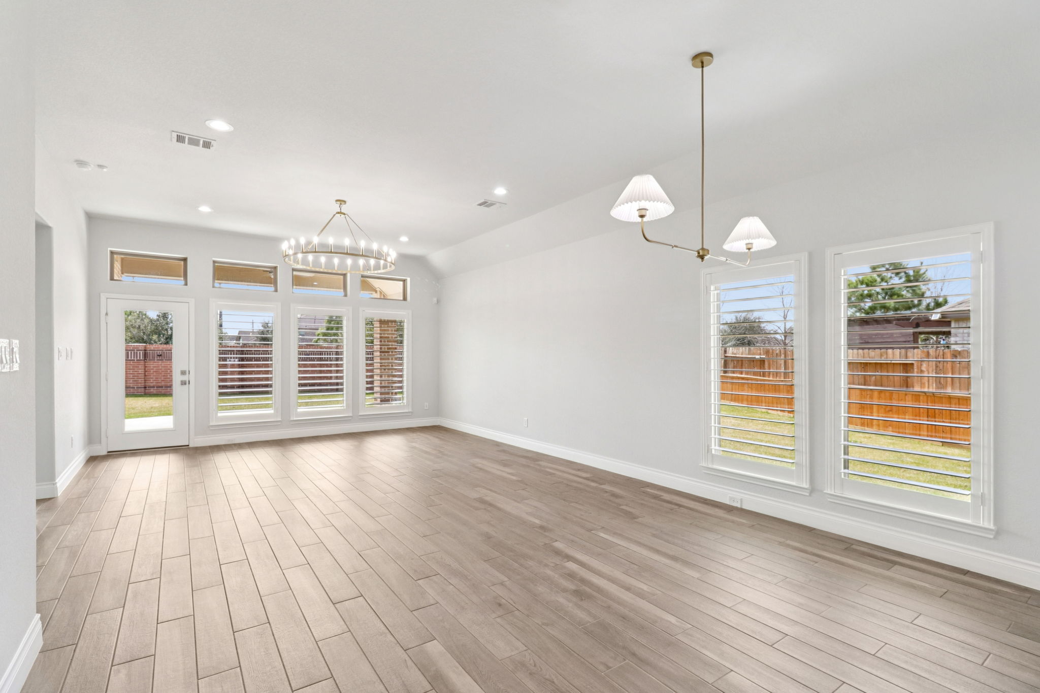 23007 Birchwood Valley-006