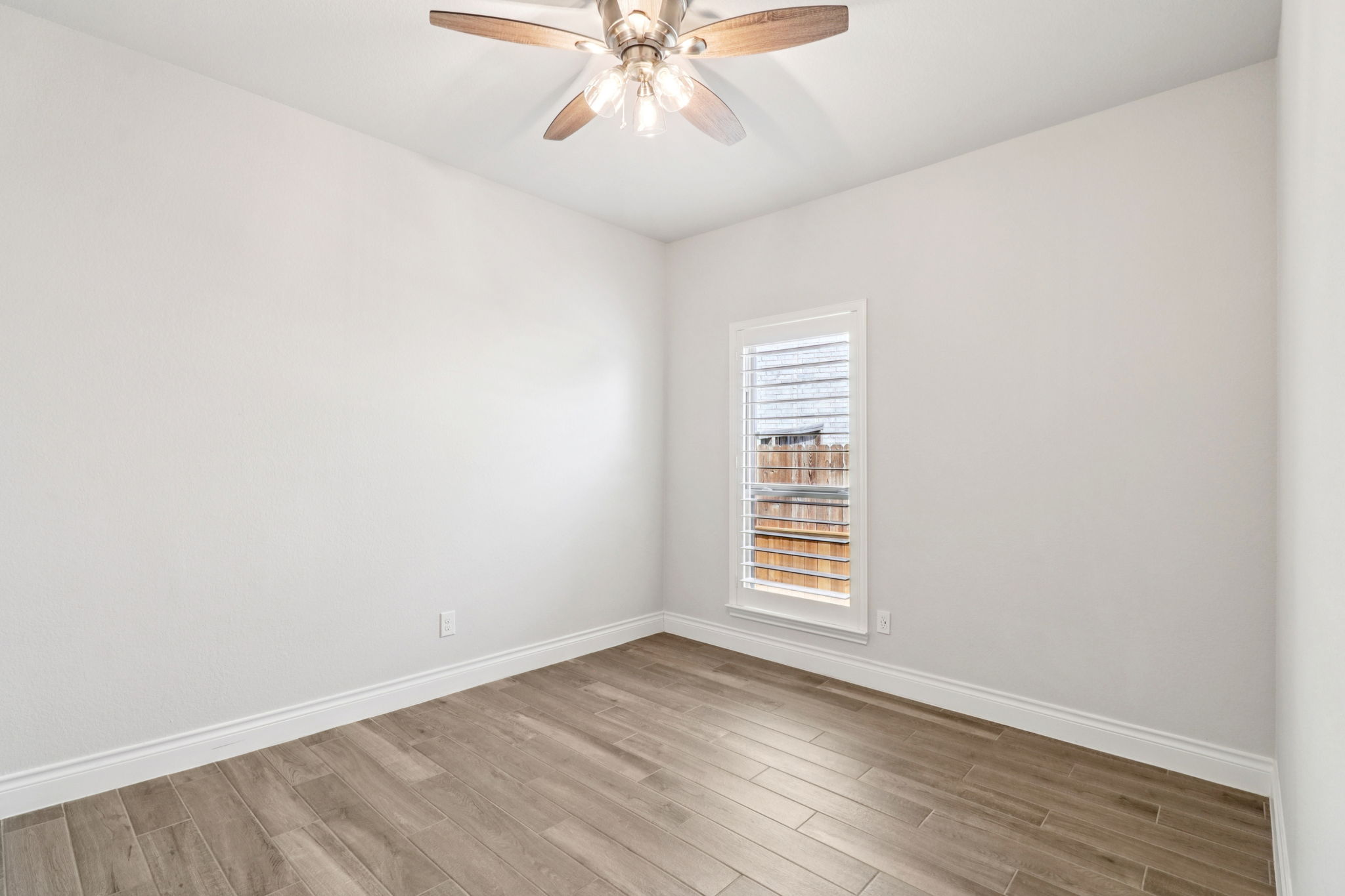 23007 Birchwood Valley-021