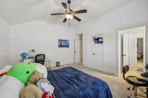 Cardinal Blvd-L1007-059.jpg