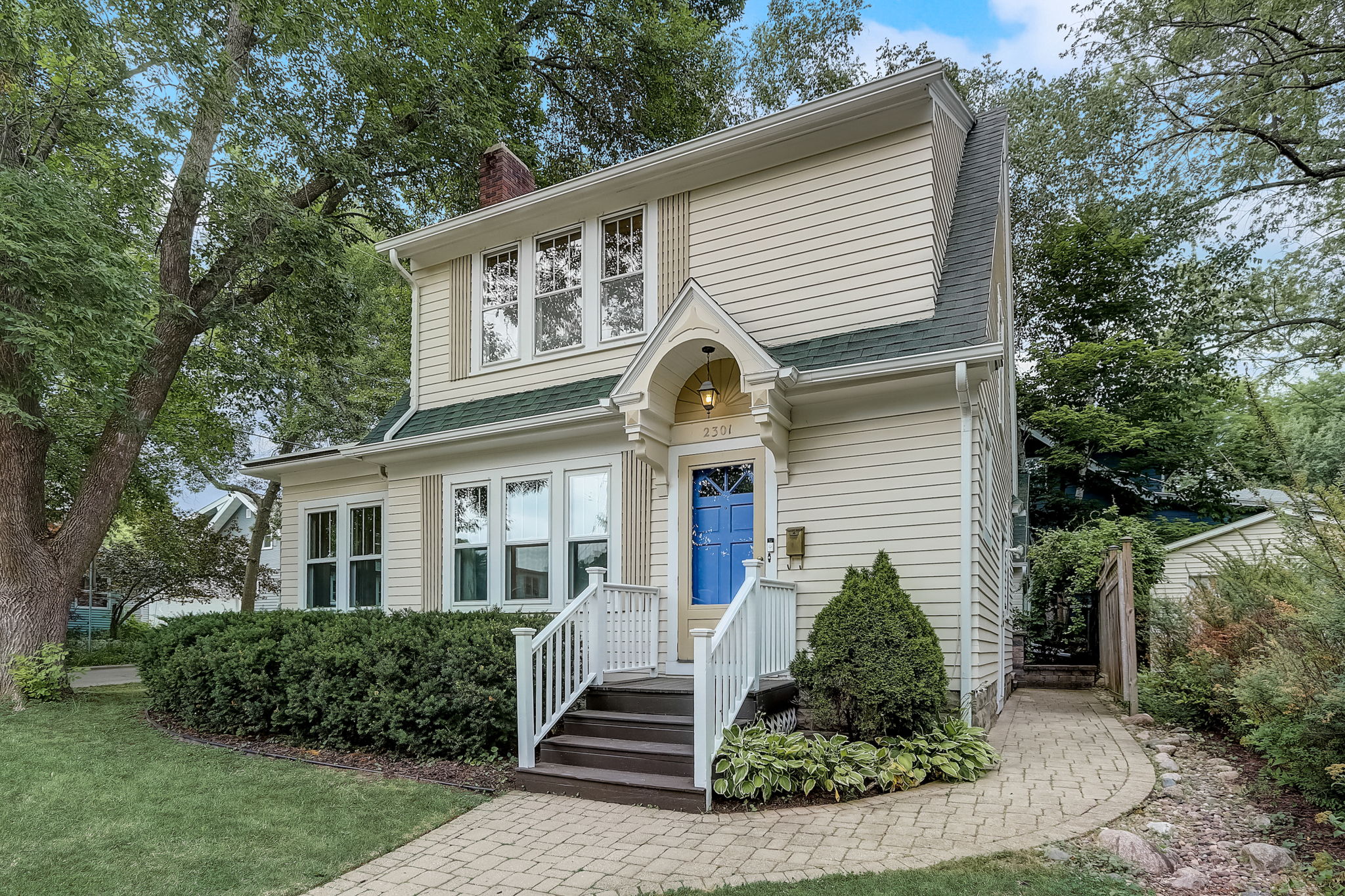 2301 Keyes Ave, Madison, WI 53711 ShowingTime+ Listing Media Services