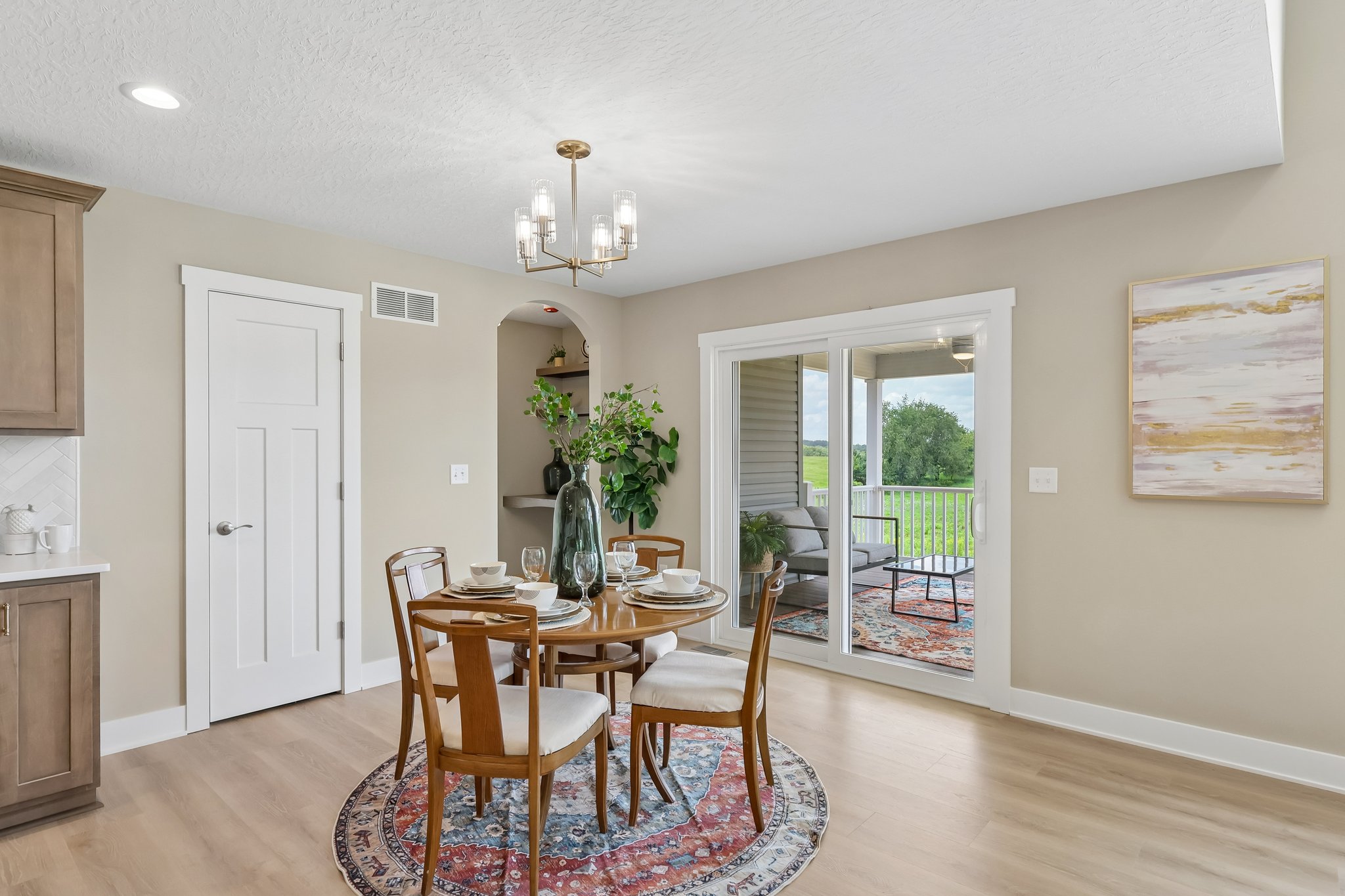 Ledgestone Dr-S2808-011.jpg