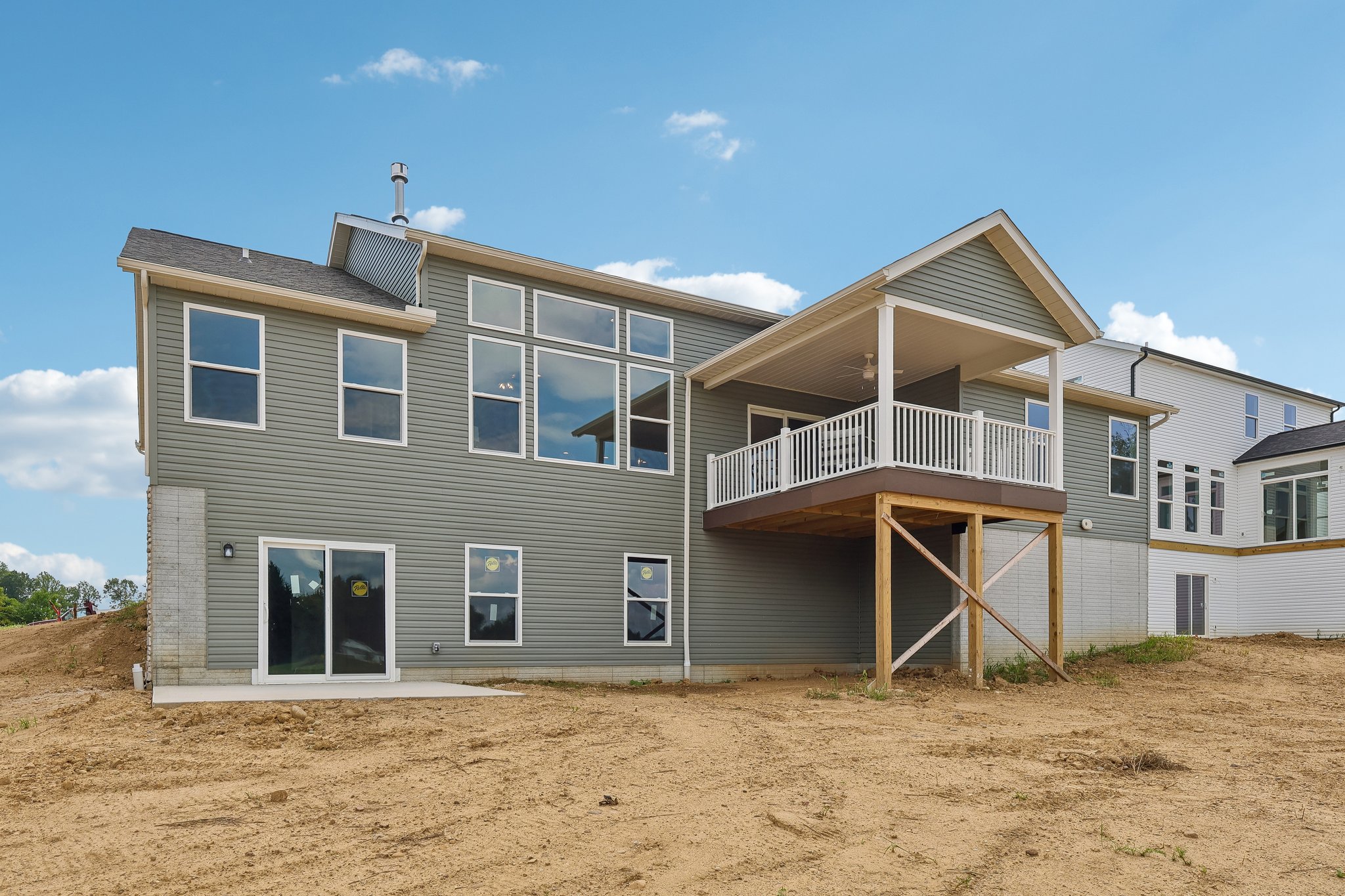 Ledgestone Dr-S2808-055.jpg