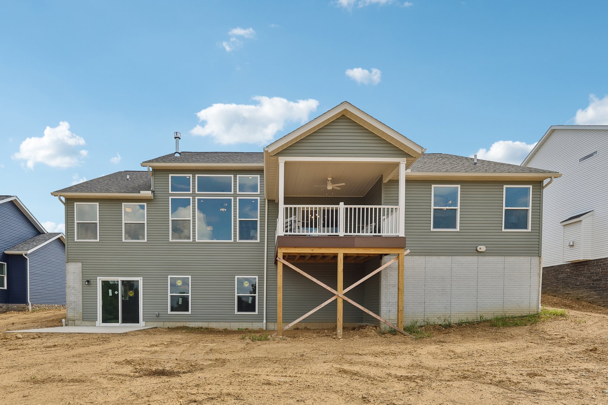 Ledgestone Dr-S2808-056.jpg