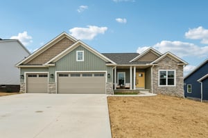 Ledgestone Dr-S2808-001.jpg