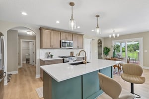 Ledgestone Dr-S2808-016.jpg