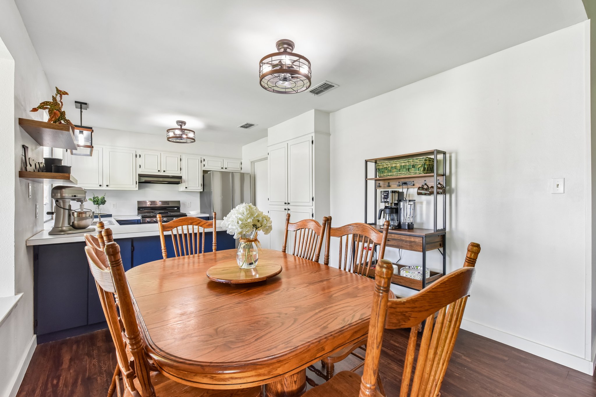 Lillie Ln-S2906-010.jpg