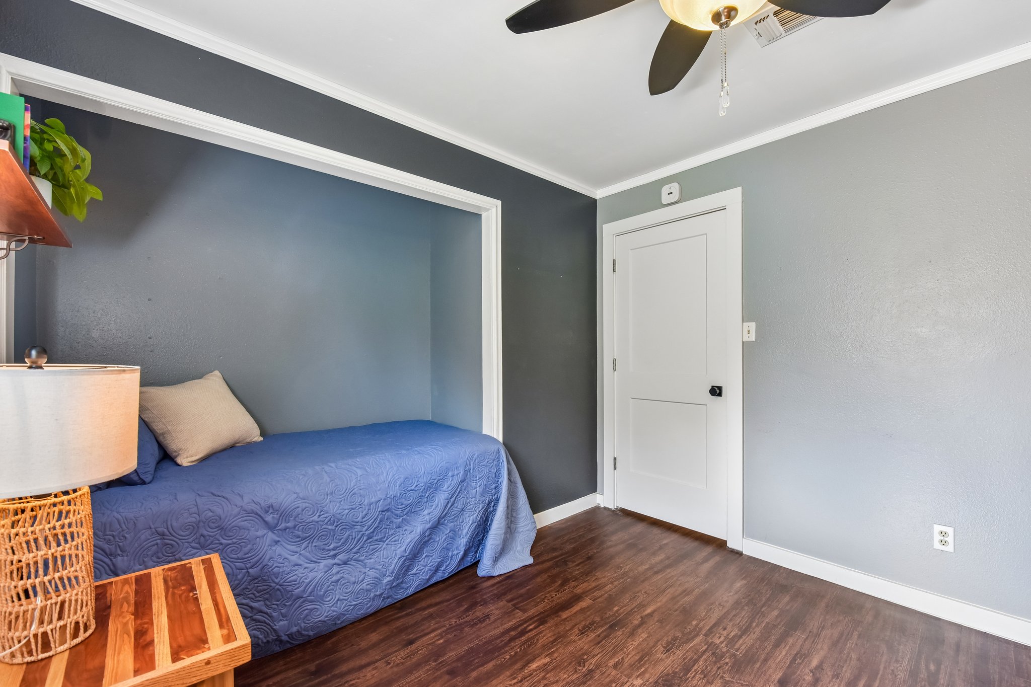Lillie Ln-S2906-020.jpg