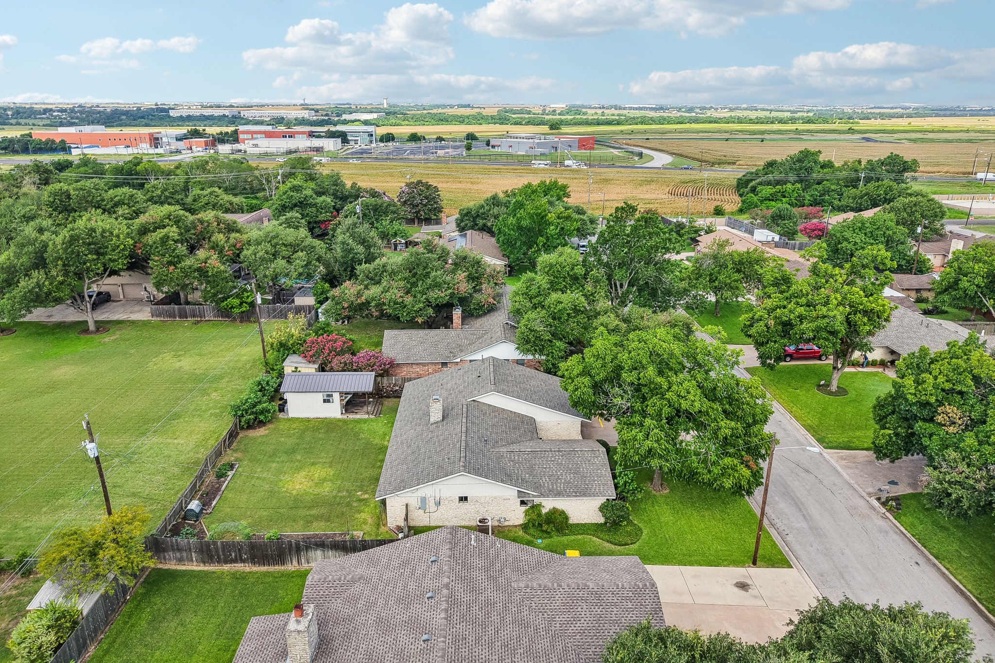 Lillie Ln-S2906-047.jpg
