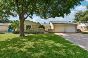 Lillie Ln-S2906-001.jpg