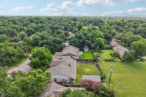 Lillie Ln-S2906-046.jpg