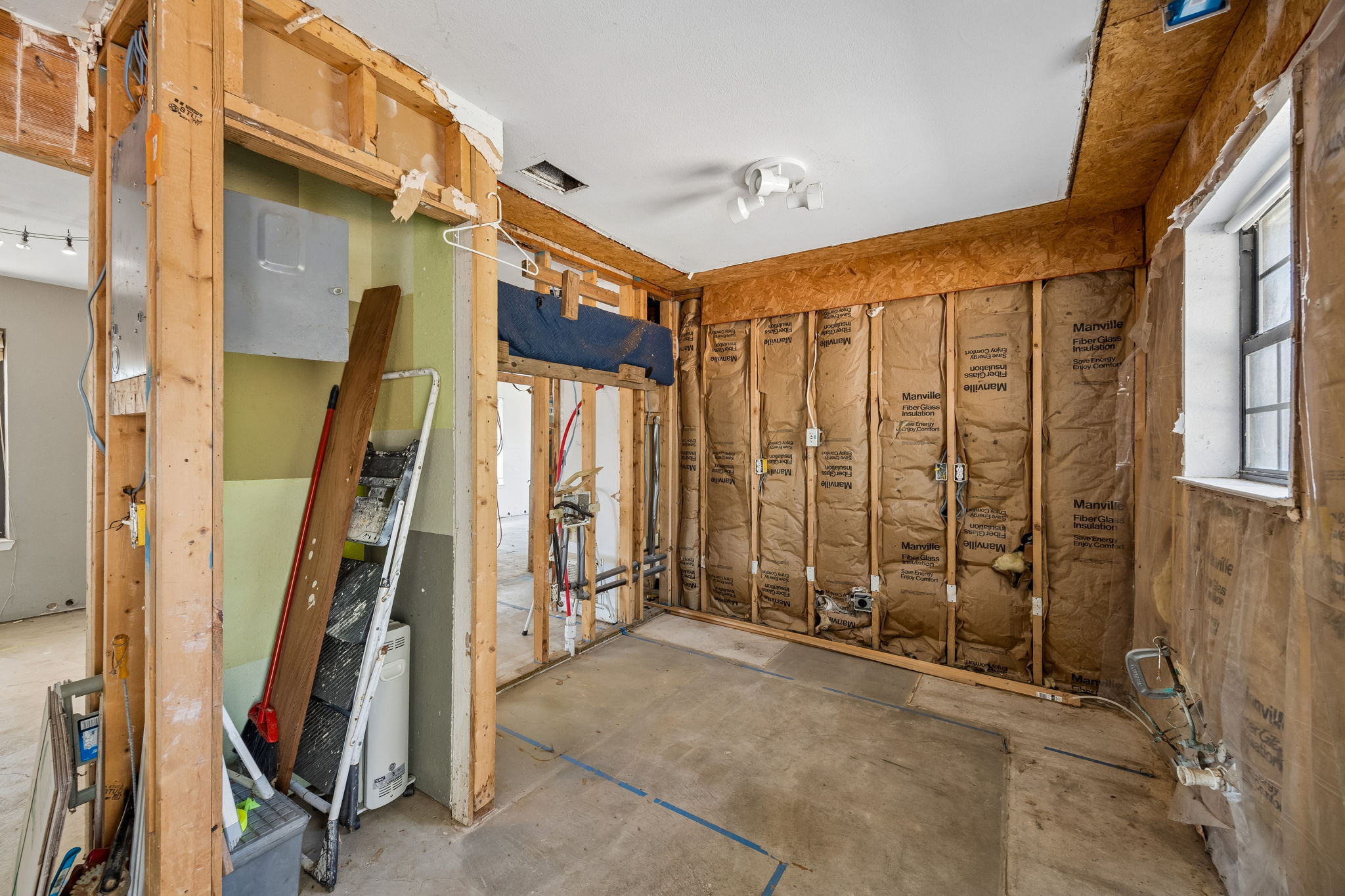 2301Moseley_009