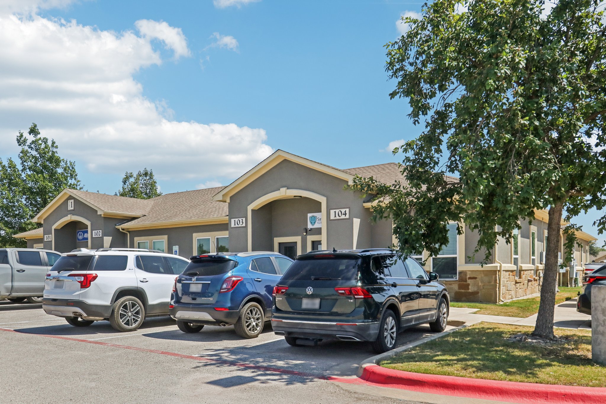 S Bagdad Rd 103-S1109-004.jpg