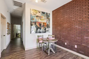 S Bagdad Rd 103-S1109-008.jpg