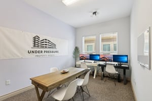 S Bagdad Rd 103-S1109-021.jpg