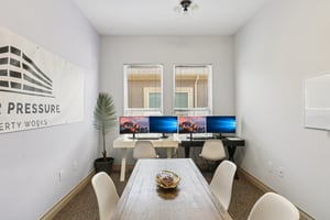 S Bagdad Rd 103-S1109-023.jpg