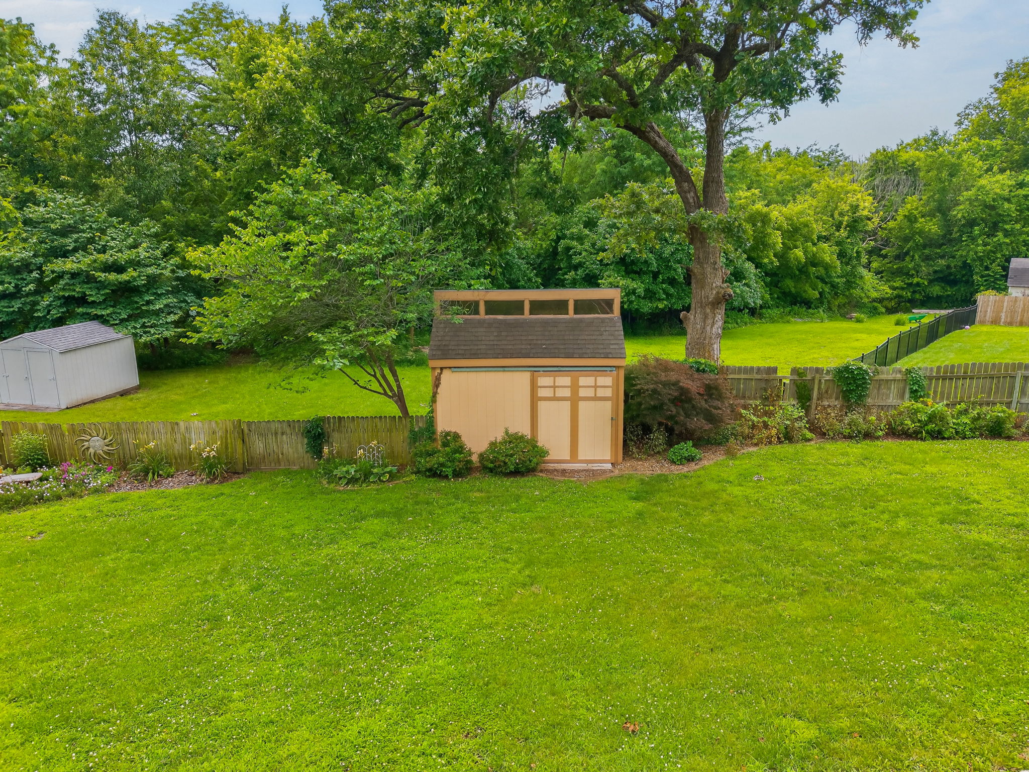 2301 Woodland Cir-013