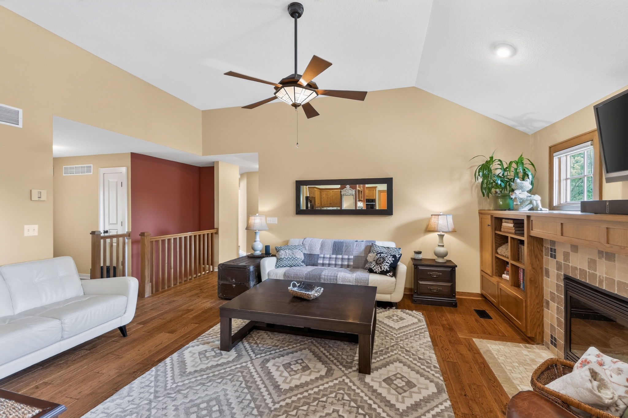 2301 Woodland Cir-033